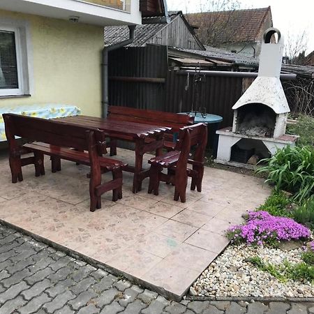 Apartmany Ingrid Bešeňová Buitenkant foto