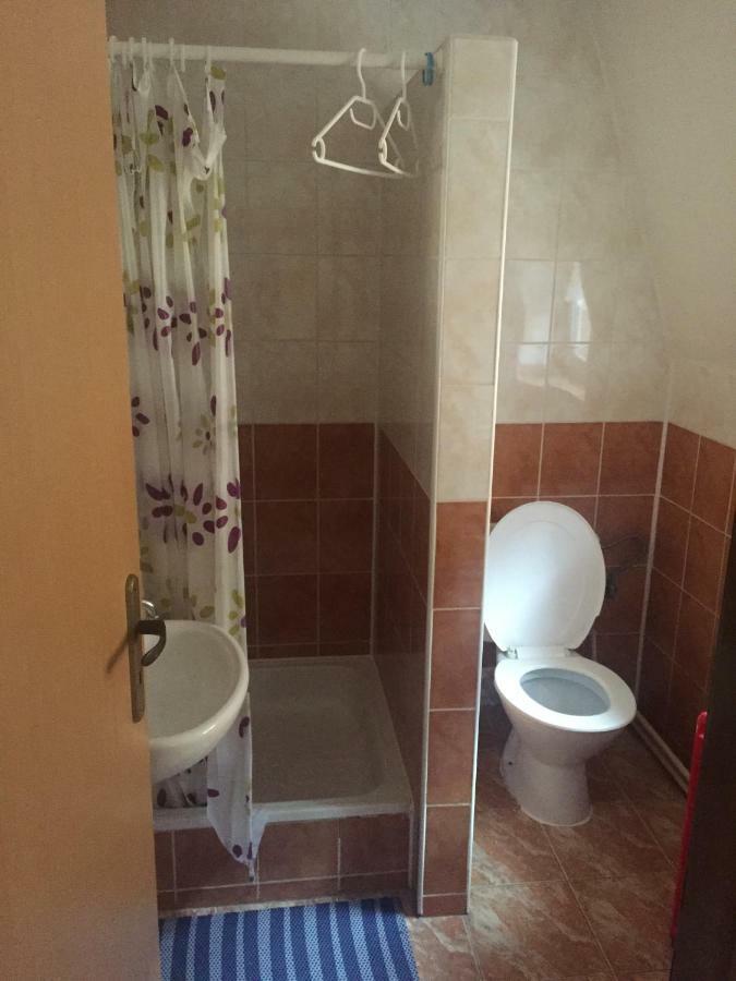 Apartmany Ingrid Bešeňová Buitenkant foto